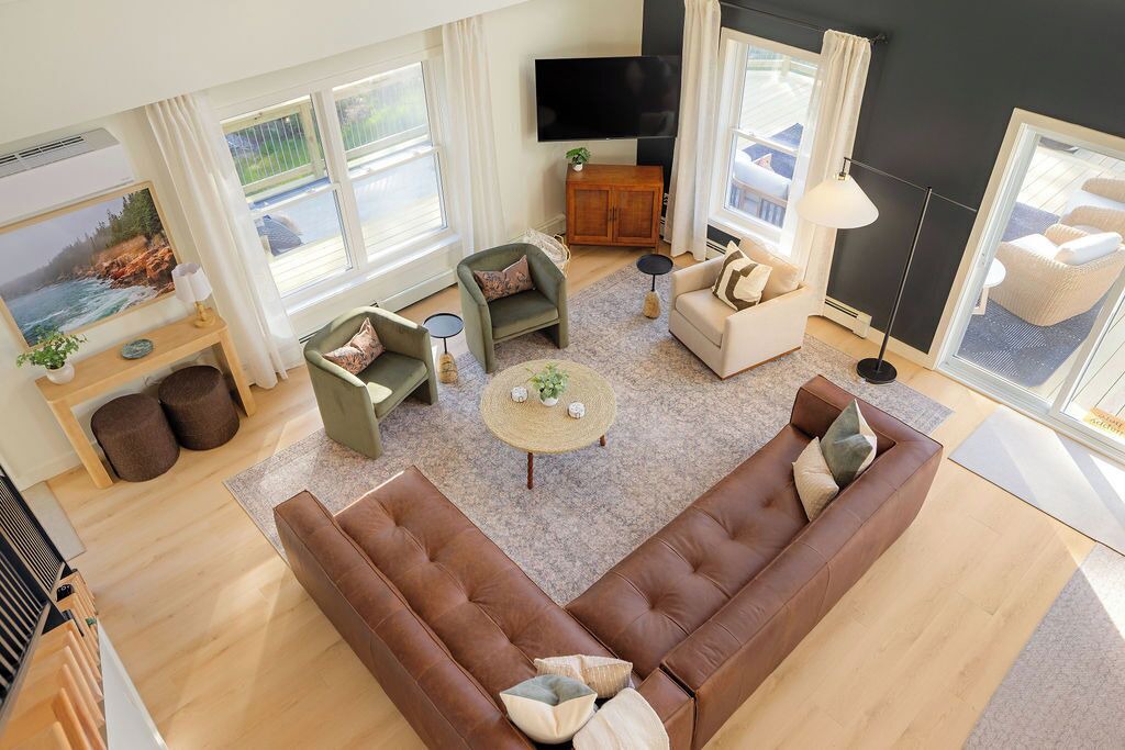 Photo of Livingroom in Tremont