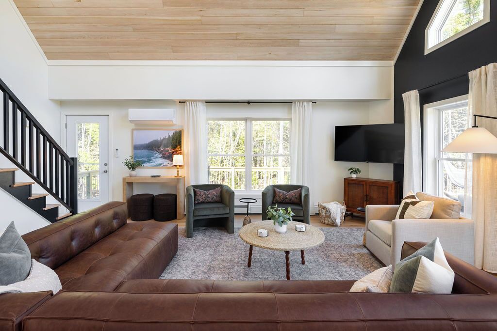 Photo of Livingroom in Tremont