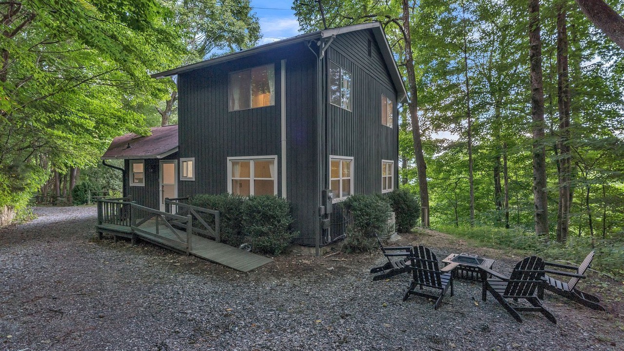 Photo of Outdoor in Walker-In-the-Hills