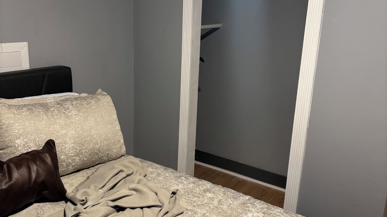 Photo of Bedroom in Peachtree Center
