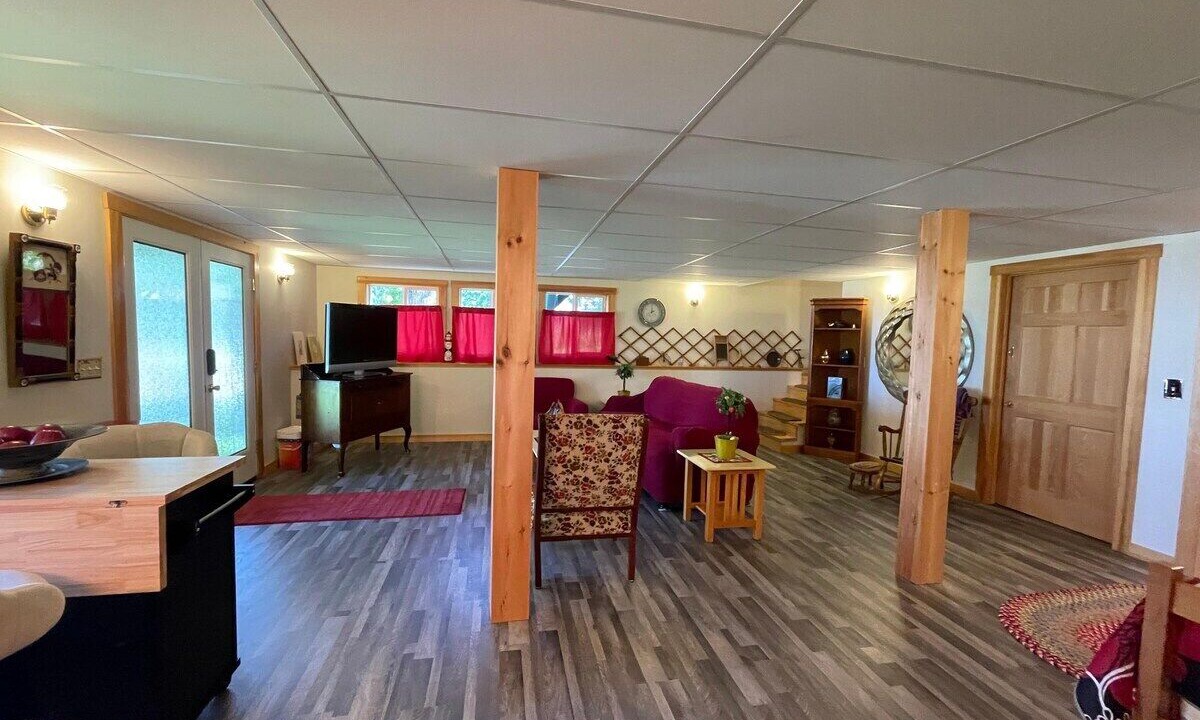 Photo of Livingroom in Northport