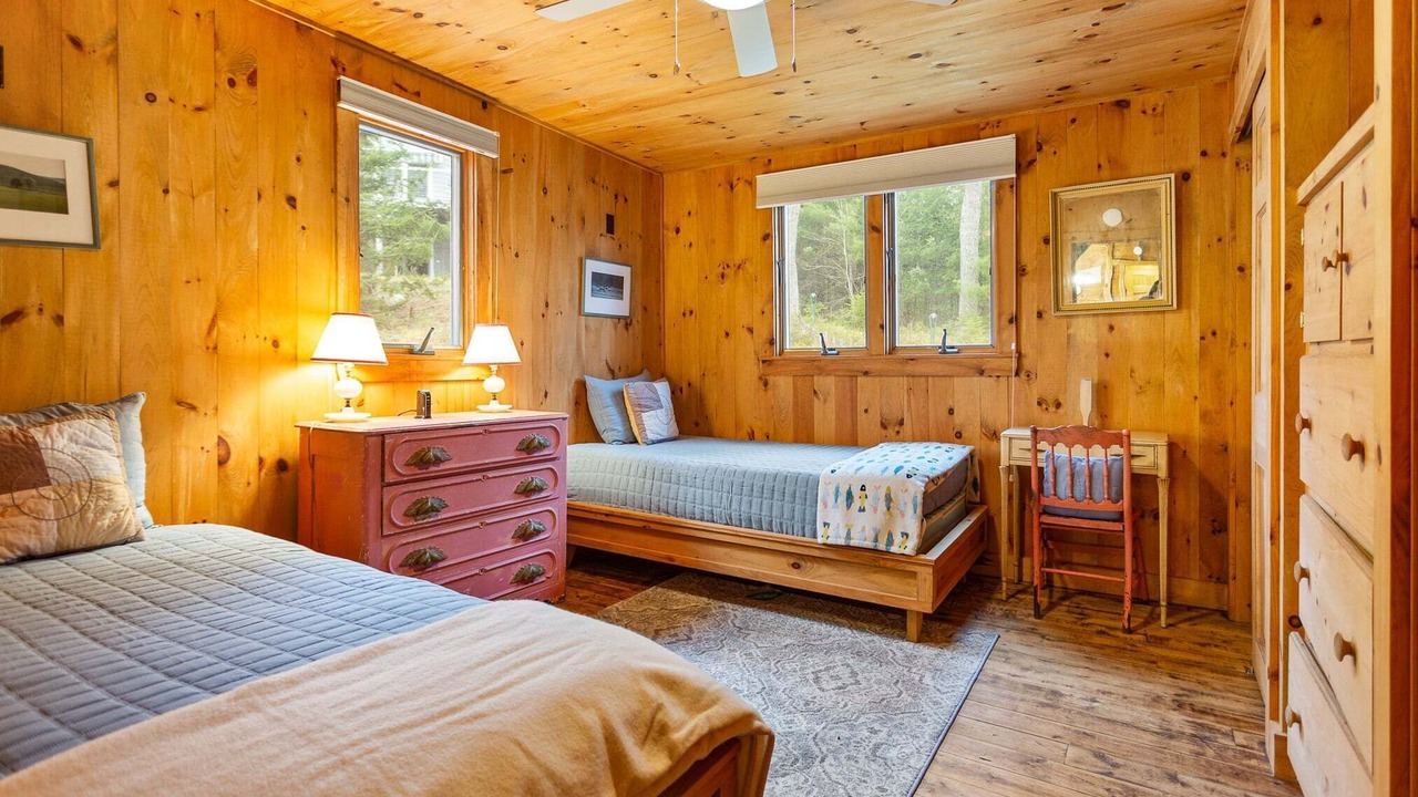 Photo of Bedroom in Surry
