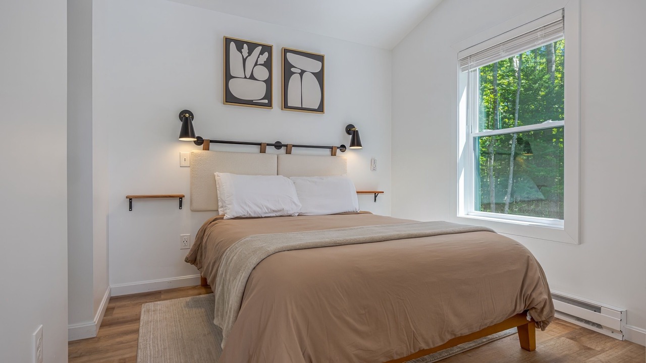 Photo of Bedroom in Surry