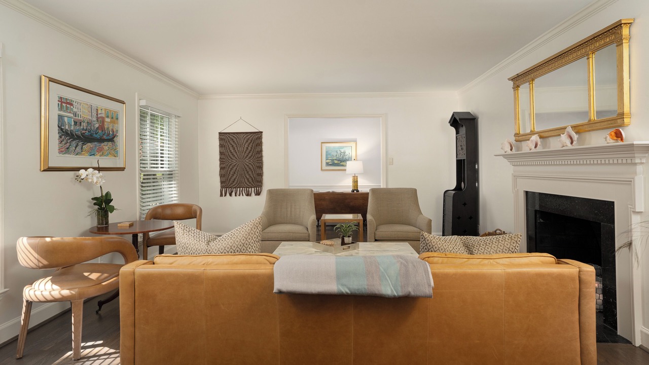 Photo of Livingroom in Green Valley