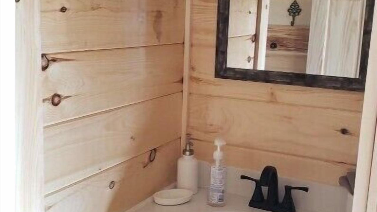Photo of Bathroom in East Corinth