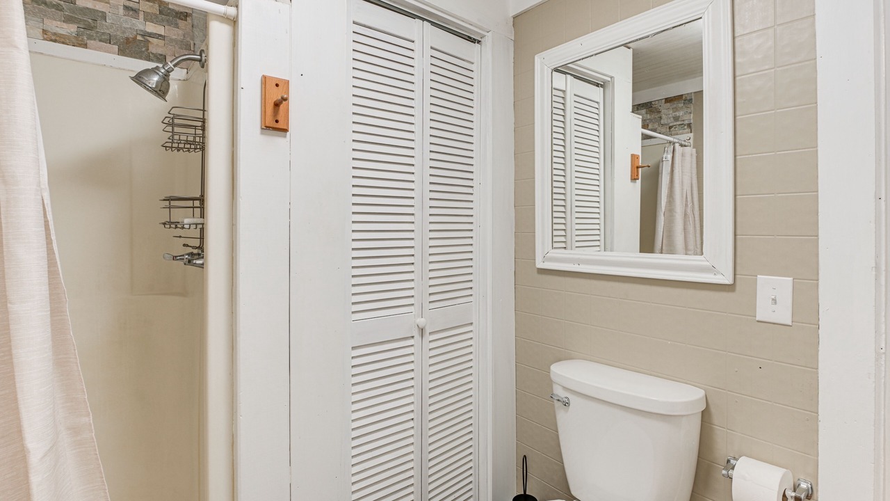Photo of Bathroom in Portage Lake