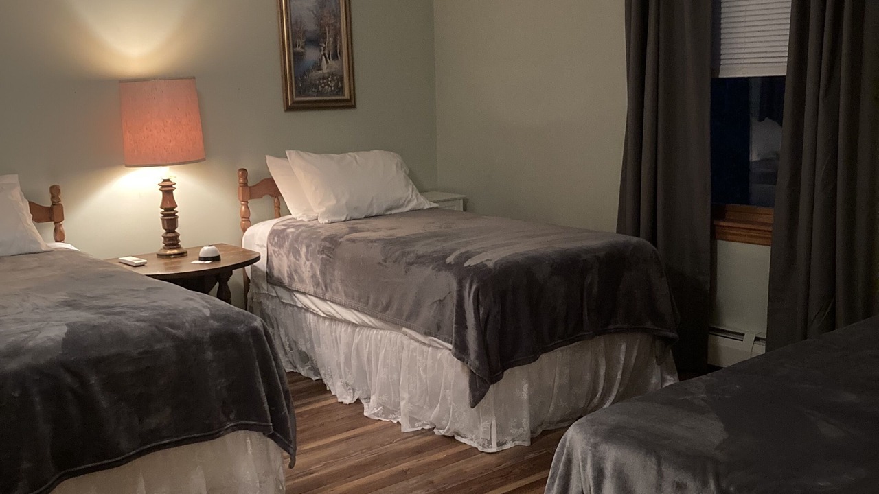 Photo of Bedroom in Lake Arrowhead