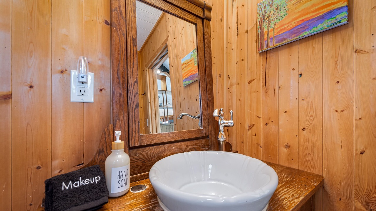 Photo of Bathroom in Mentone