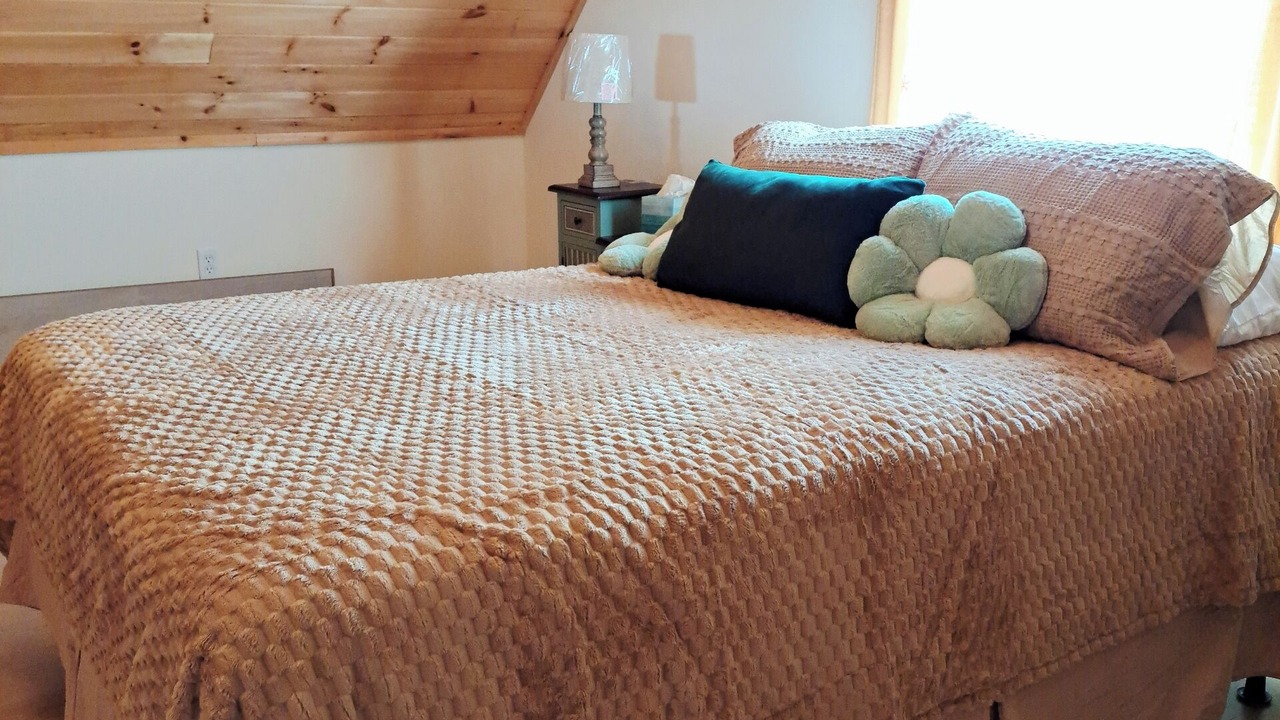 Photo of Bedroom in Litchfield