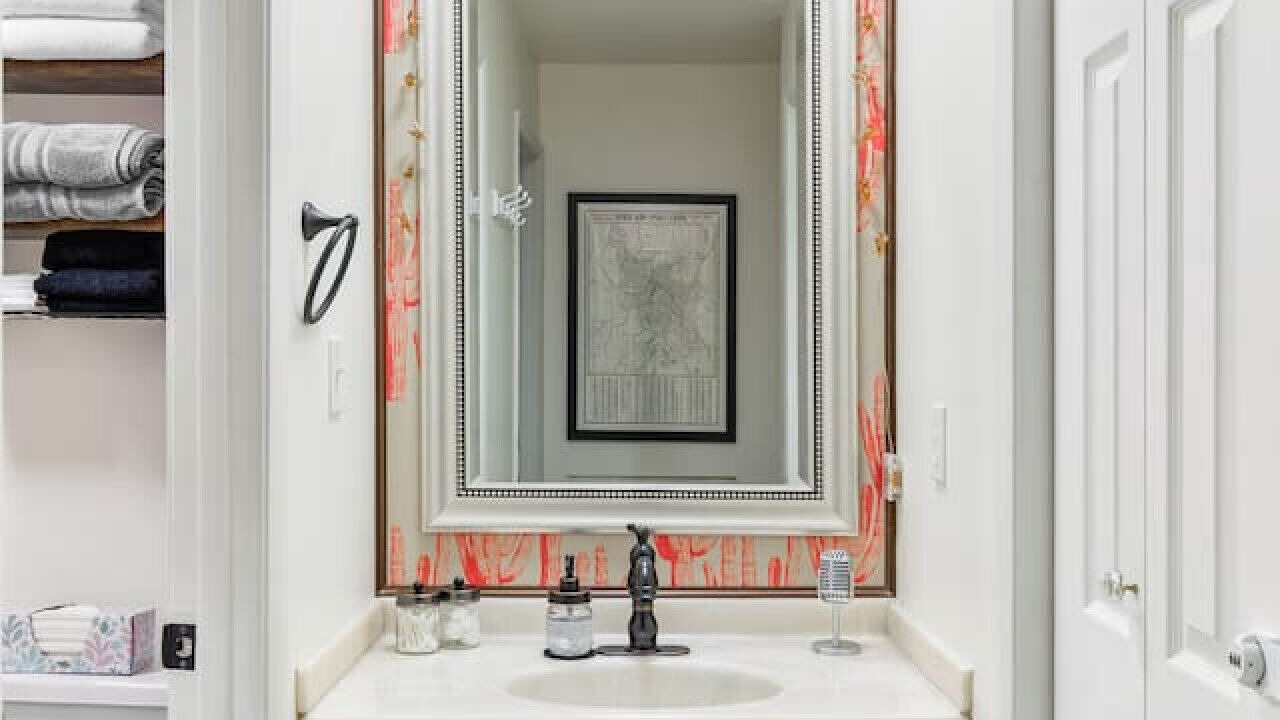 Photo of Bathroom in Music Row