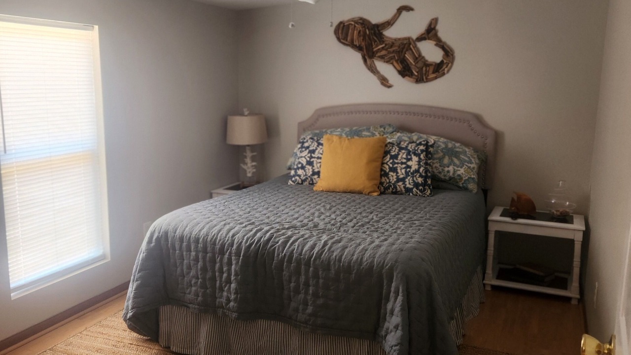 Photo of Bedroom in Supply
