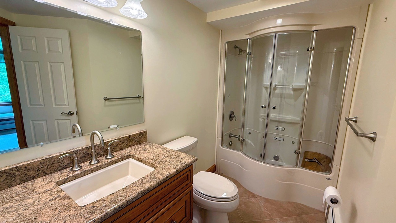 Photo of Bathroom in Carroll