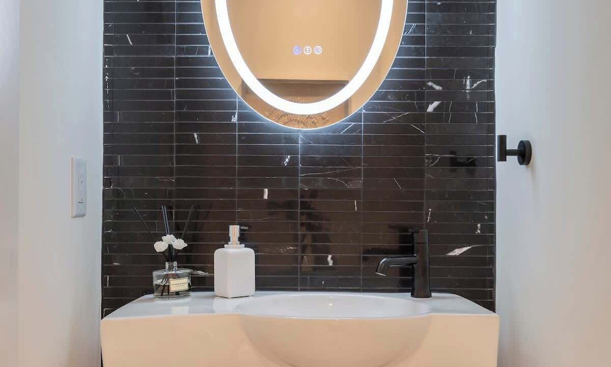 Photo of Bathroom in Katie Hill Neighborhood
