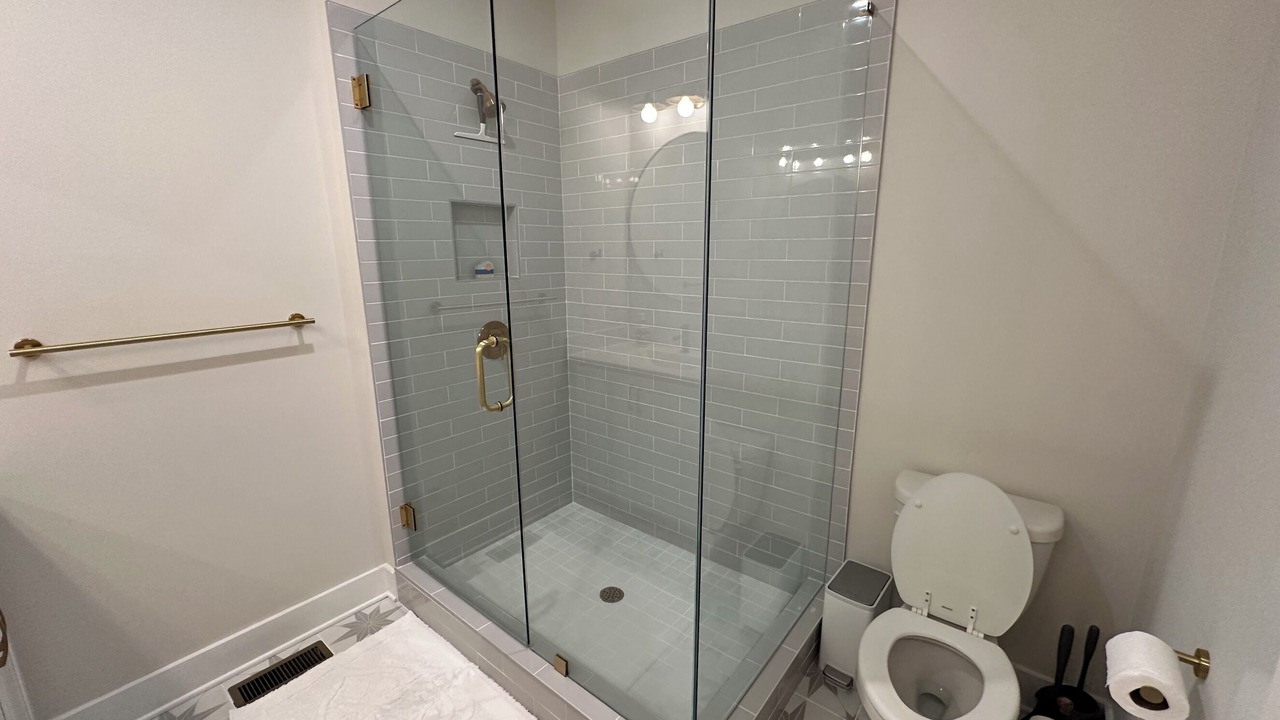 Photo of Bathroom in Chosewood Park