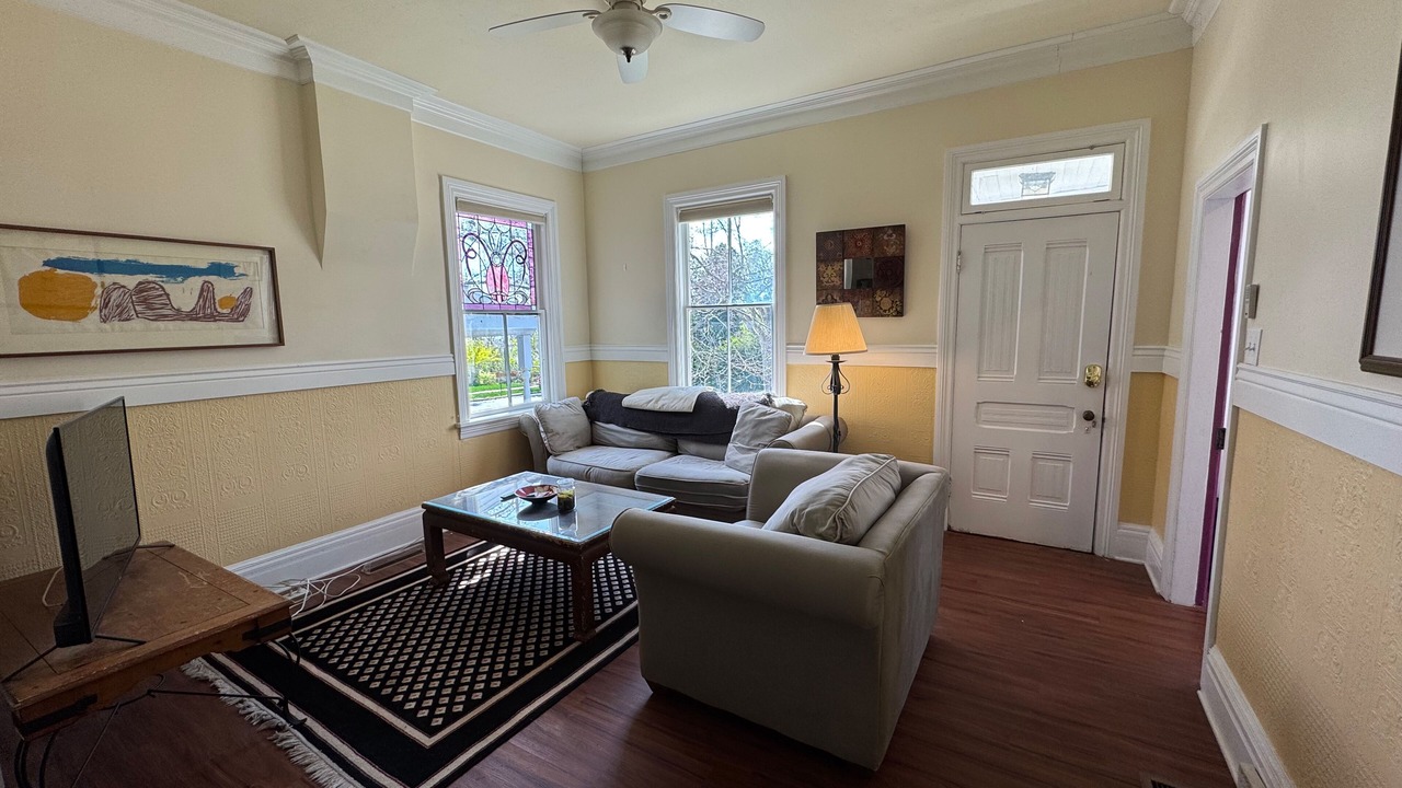Photo of Livingroom in Lower Avenues