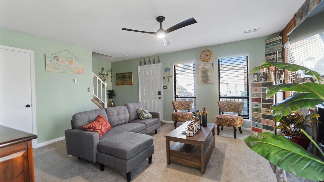 Photo of Livingroom in Chic's Beach