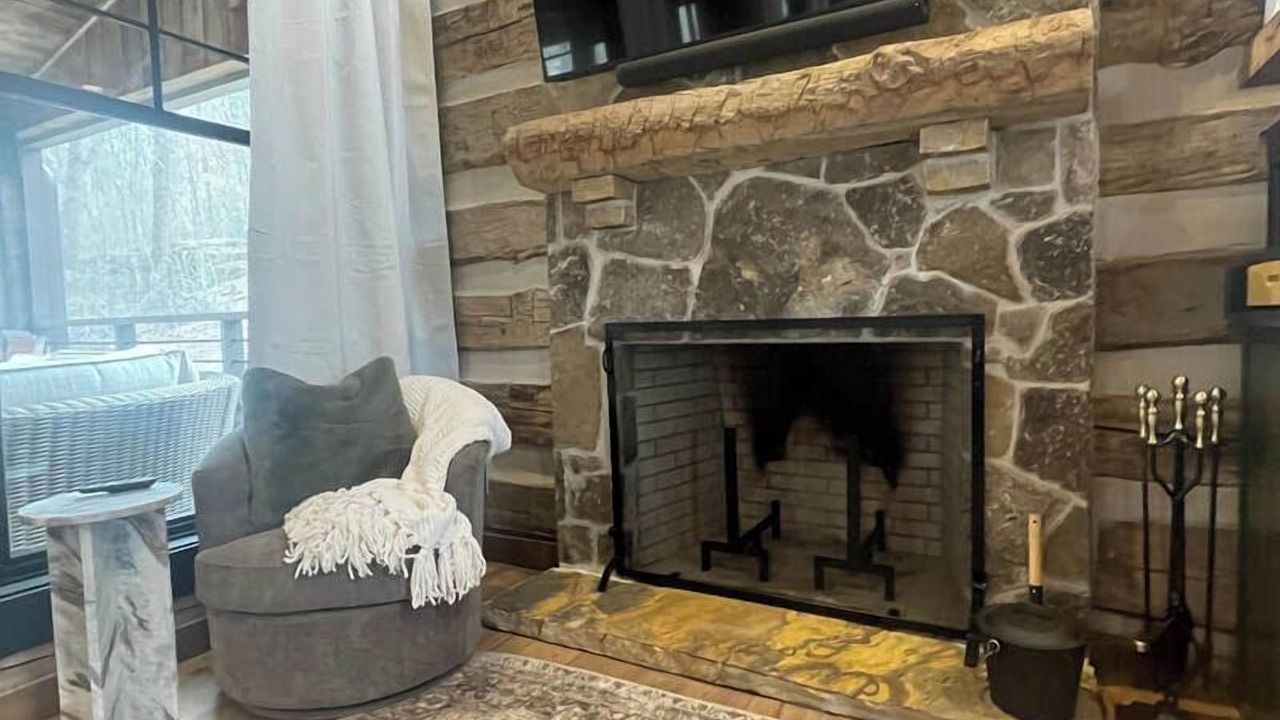 Photo of Livingroom in Albertville