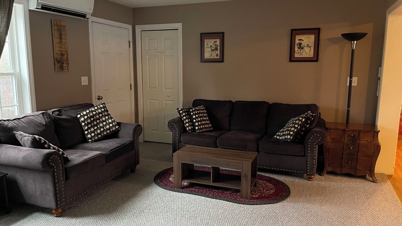 Photo of Livingroom in Trenton