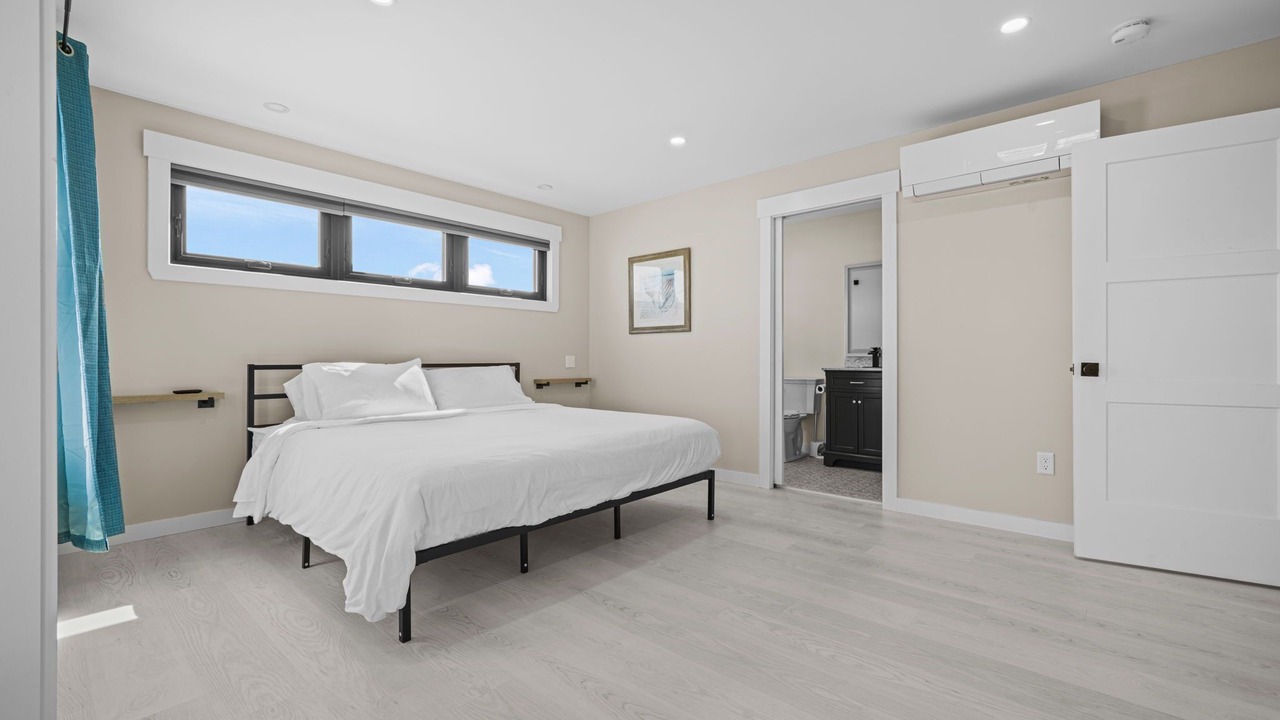 Photo of Bedroom in Old Orchard Beach