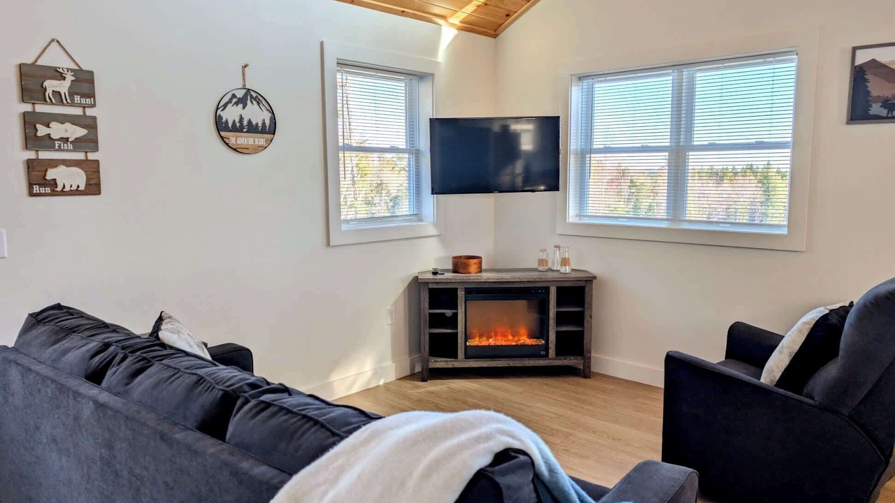 Photo of Livingroom in Sullivan