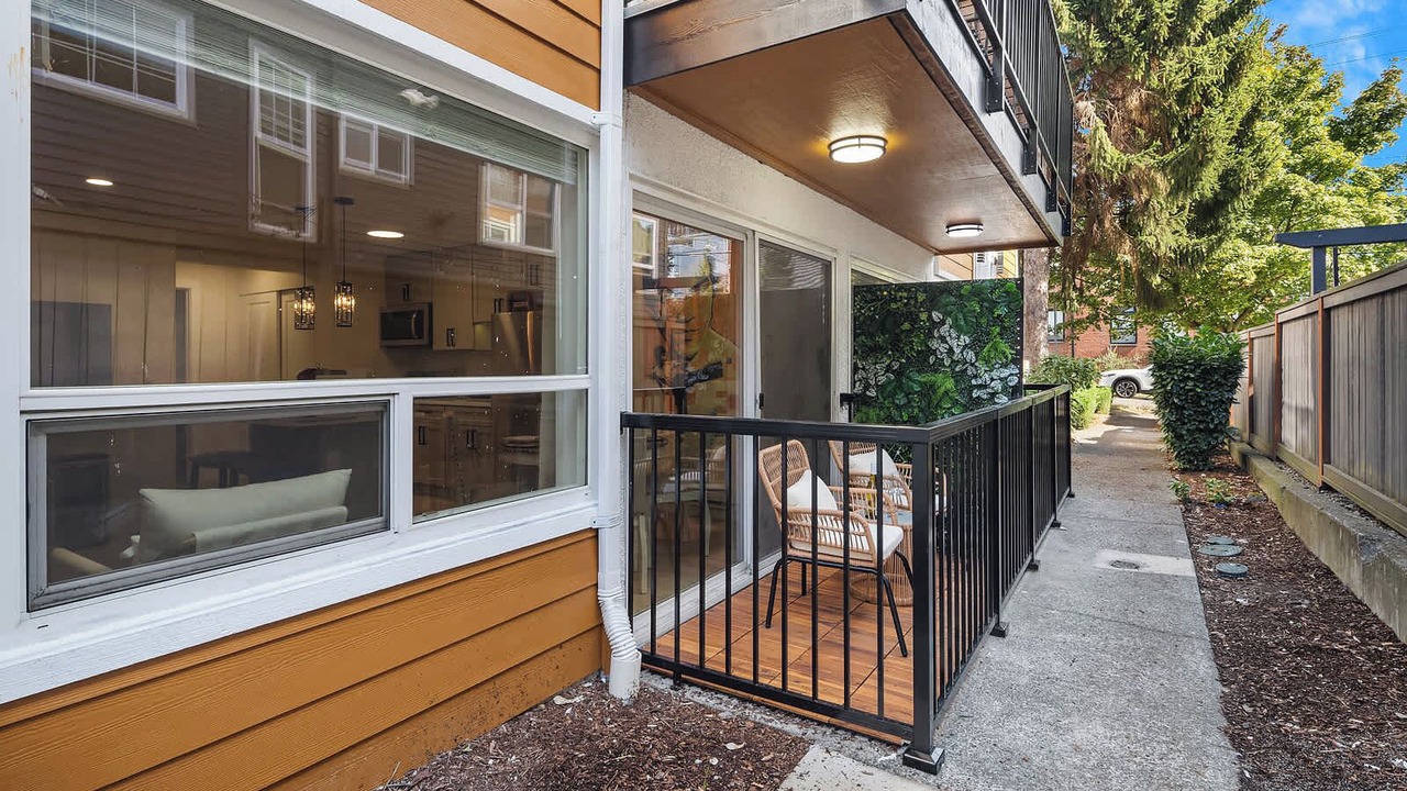 Photo of Others in Lower Queen Anne
