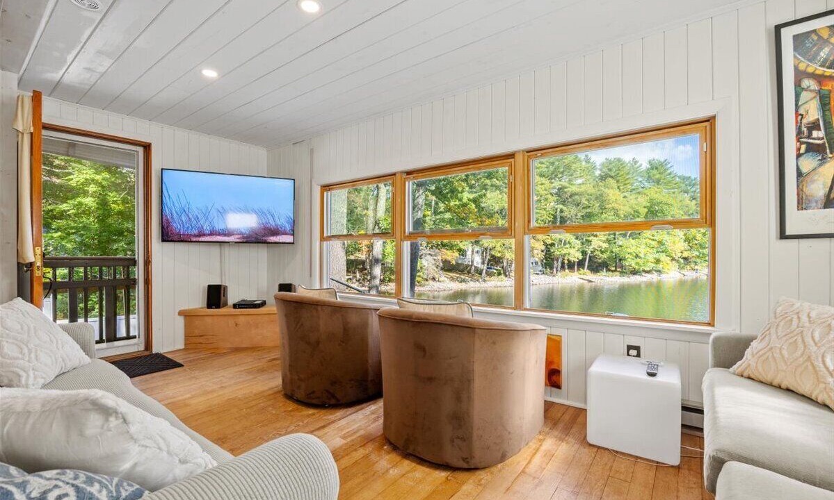 Photo of Livingroom in Gray