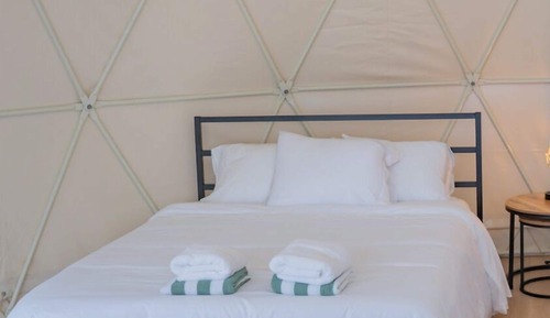 Premium Tent, 1 King Bed, Hot Tub