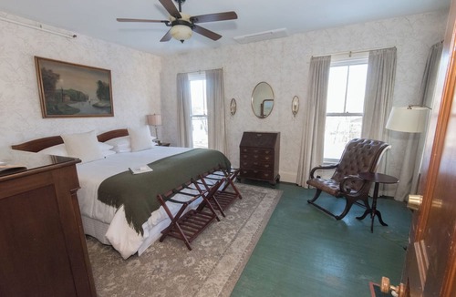 Rockland Bed & Breakfast | LimeRock Inn