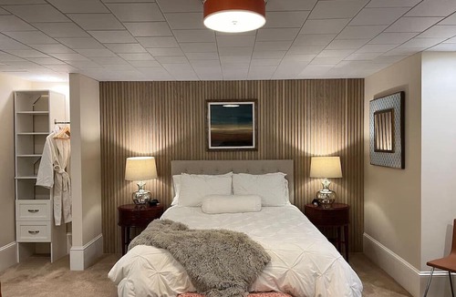 Laurelhurst Apartment | Historic Dougan Suites, Two Bedroom