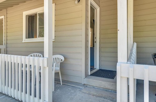 Schroon Lake Apartment | Cozy Room Near Schroon Lake Marina, Town & Beach!