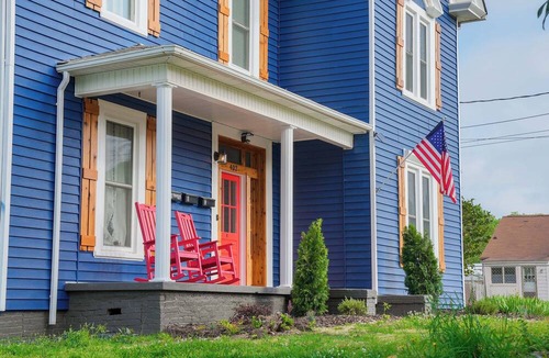 Mooresville Apartment | Historic charm meets modern comfort — Central Mooresville Apt. A, walkable area