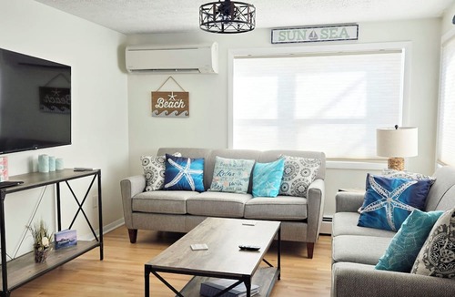 Old Orchard Beach Condo | Large three bedroom condo, steps from beach and amusement area