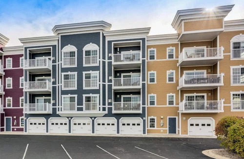 New Buffalo Condo | Skyline View at Bridgewater | Top-Floor Luxury | Walk to Beach & Dining