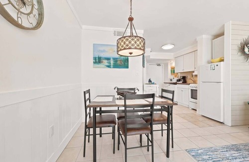 Crescent Beach Condo | Oceanfront in Heart of N Myrtle Beach with Pool