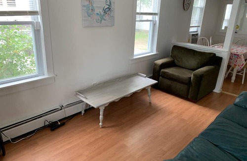 Old Orchard Beach Apartment | 3 Bdr Vacation Rental - Walk To The Beach