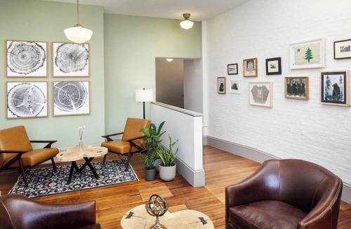 Orono Hotel | 3 Comfort Stays inside UMaine! Perfect for Parents, Students and Professionals
