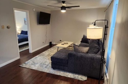 Ocean Park Condo | Sweet, two-bedroom, one-bathroom condo, two short blocks from the beach!