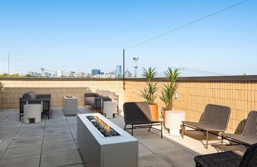 Nashville Condo | Hidden Door at Neo ~ New Listing ~ 1 Mile to Downtown/Broadway ~ 5 Beds ~ Outdoor Lounge ~ Gym