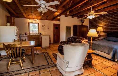 Pecos House | Charming Cabin Retreat: Fireplace and River Views in San Miguel County, NM