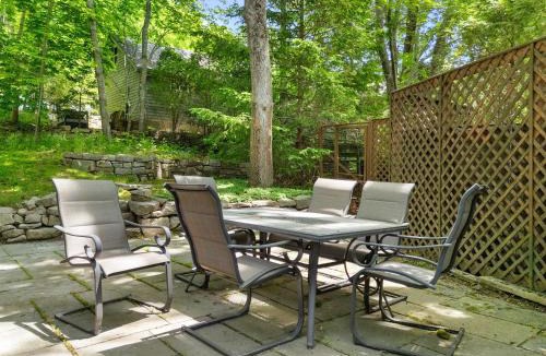 Seal Harbor House | Alluring home with full kitchen, furnished patio, washer/dryer & private yard