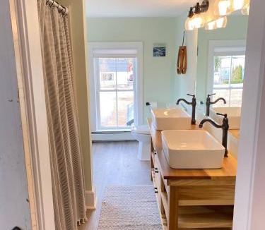 Kennebunk House | Duplex Farmhouse Rental Walk to Downtown