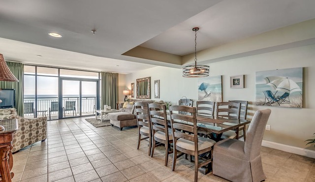 🌴🌞Indoor/Outdoor Pools + Lazy River | Oceanfront | South Wind Penthouse 1