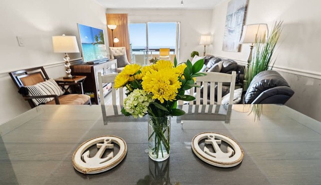 Pristine Direct Oceanfront Getaway Luxury Oasis