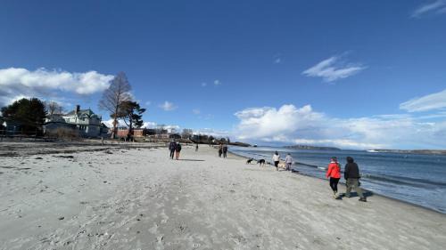 Walk to Willard Beach