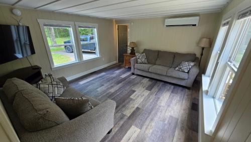 Abbot Trailside Lodging